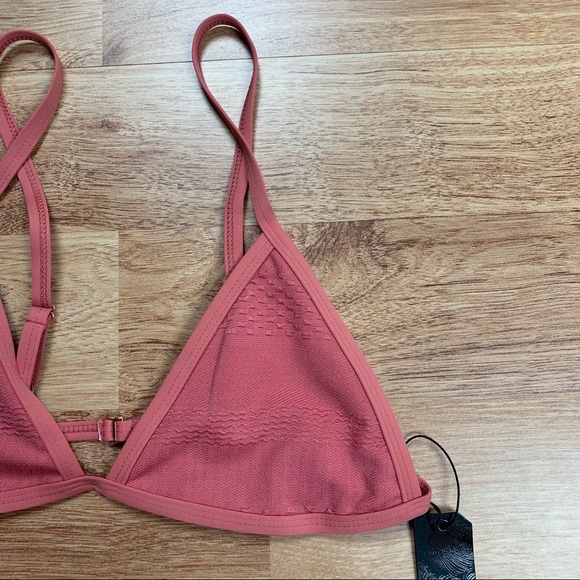 TAVIK Swimwear Jett Textured Triangle Bikini Swim Top Women - Picture 4 of 10